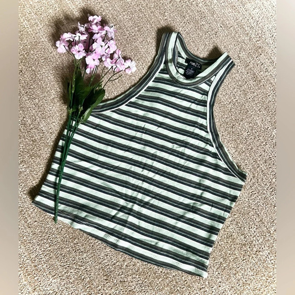 Rue21 NWT Sage Striped Halter Tank Top - Small - Picture 1 of 4